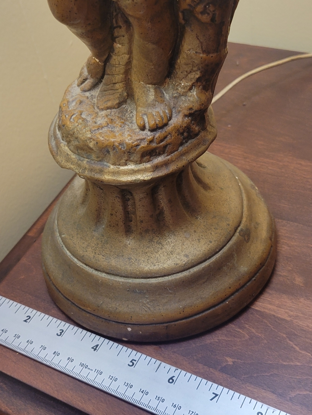 Vintage Cherub Plaster Lamp With Shade - Picture 4 of 8